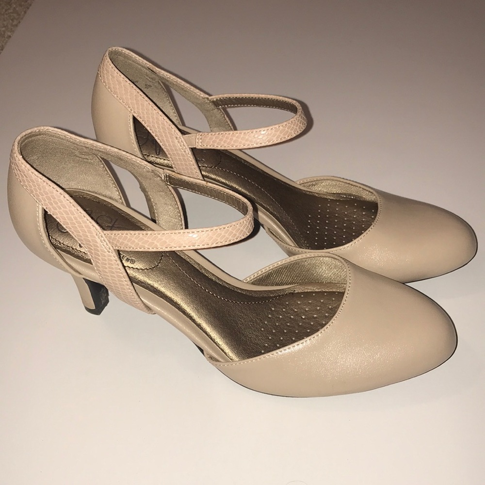 Nude Heels
